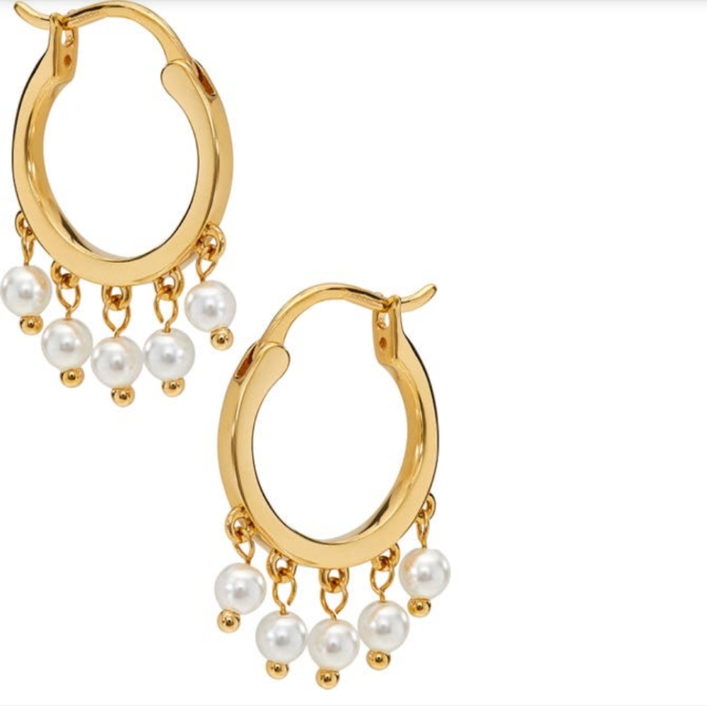 Nadri Ajoa Shaker Swarovski Pearl 18k Gold Plate Huggie Hoop Earrings New in Box